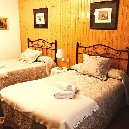 Casa Rural La Casona Urrea de Gaen Εξωτερικό φωτογραφία