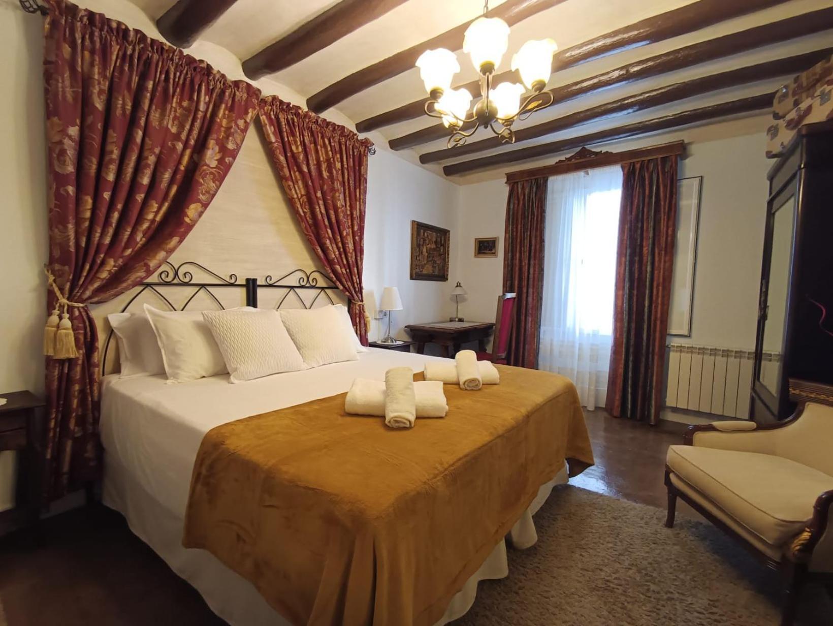 Casa Rural La Casona Urrea de Gaen Εξωτερικό φωτογραφία