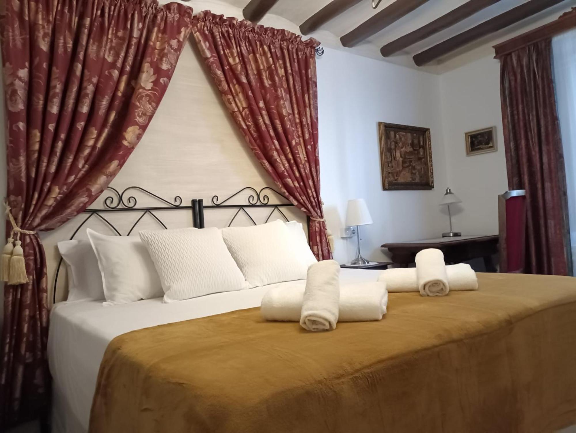 Casa Rural La Casona Urrea de Gaen Εξωτερικό φωτογραφία