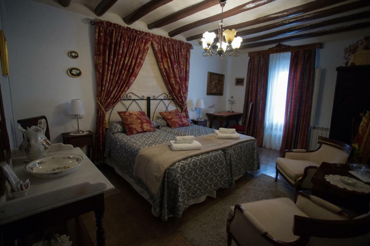 Casa Rural La Casona Urrea de Gaen Εξωτερικό φωτογραφία
