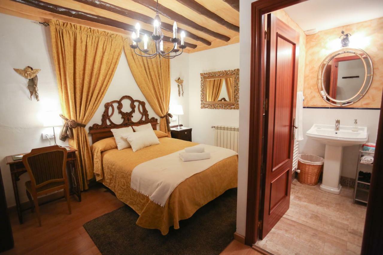 Casa Rural La Casona Urrea de Gaen Εξωτερικό φωτογραφία